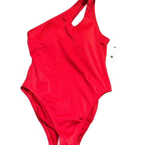 Red Shade & Shore One-shoulder asymmetrical design with cut out size Medium 8 10 - Picture 4 of 5